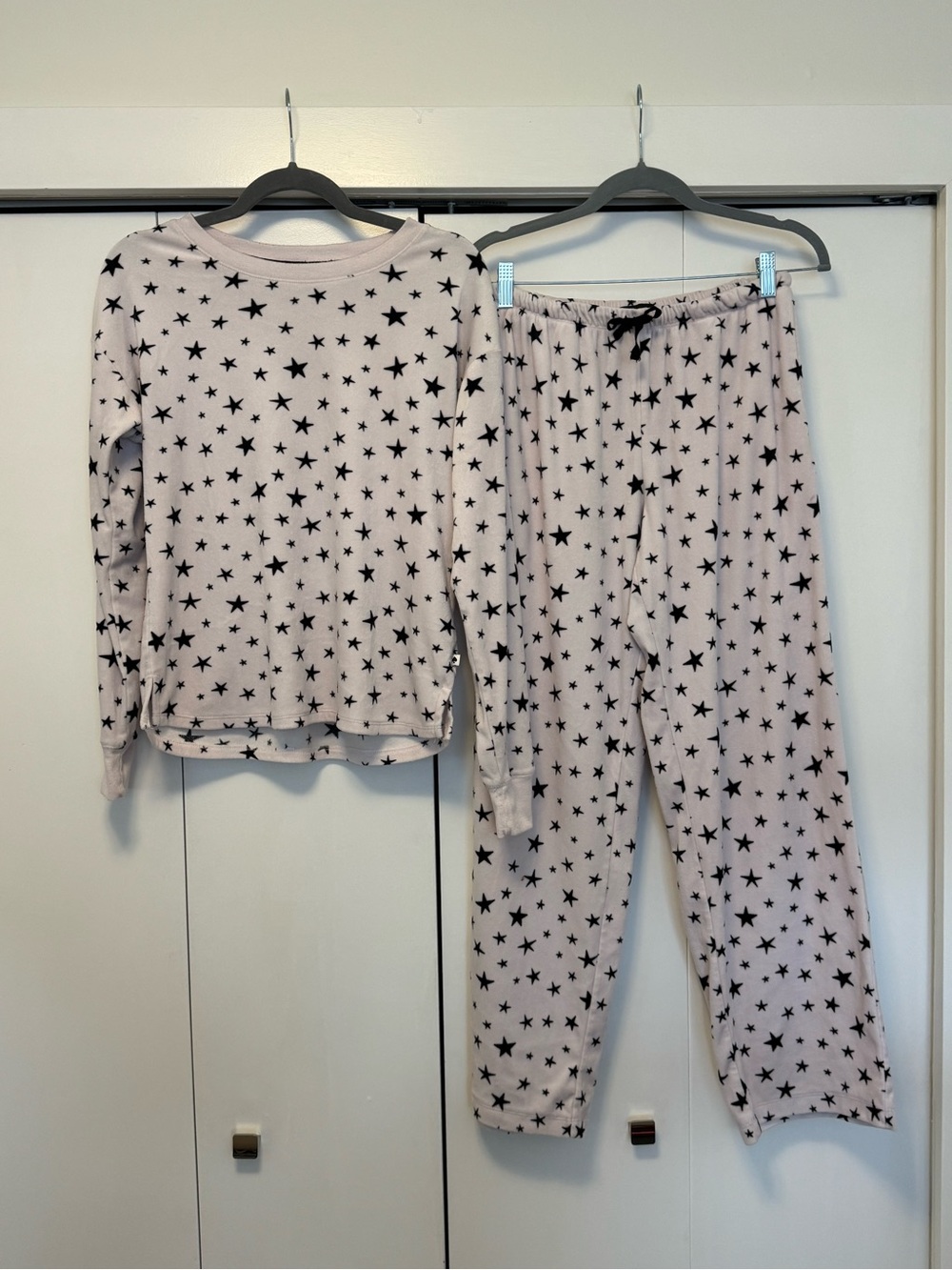 EUC Kate Spade New York Plush Velour Star Print Pajama Set - Size S